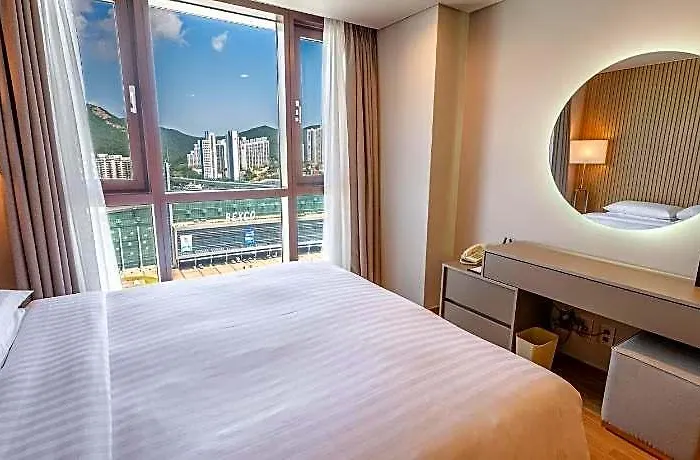 Отель Haeundae Centum 4*